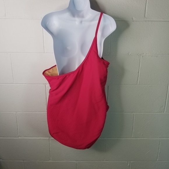 J Crew ribbed one shoulder one piece swimsuit - Picture 4 of 10